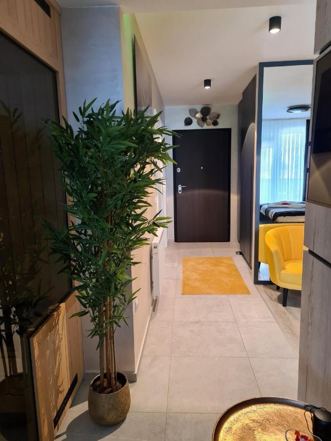 Wellness Apartments Varaždin Esterno foto